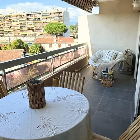 Apartment T2 A 10 Min De Cannes